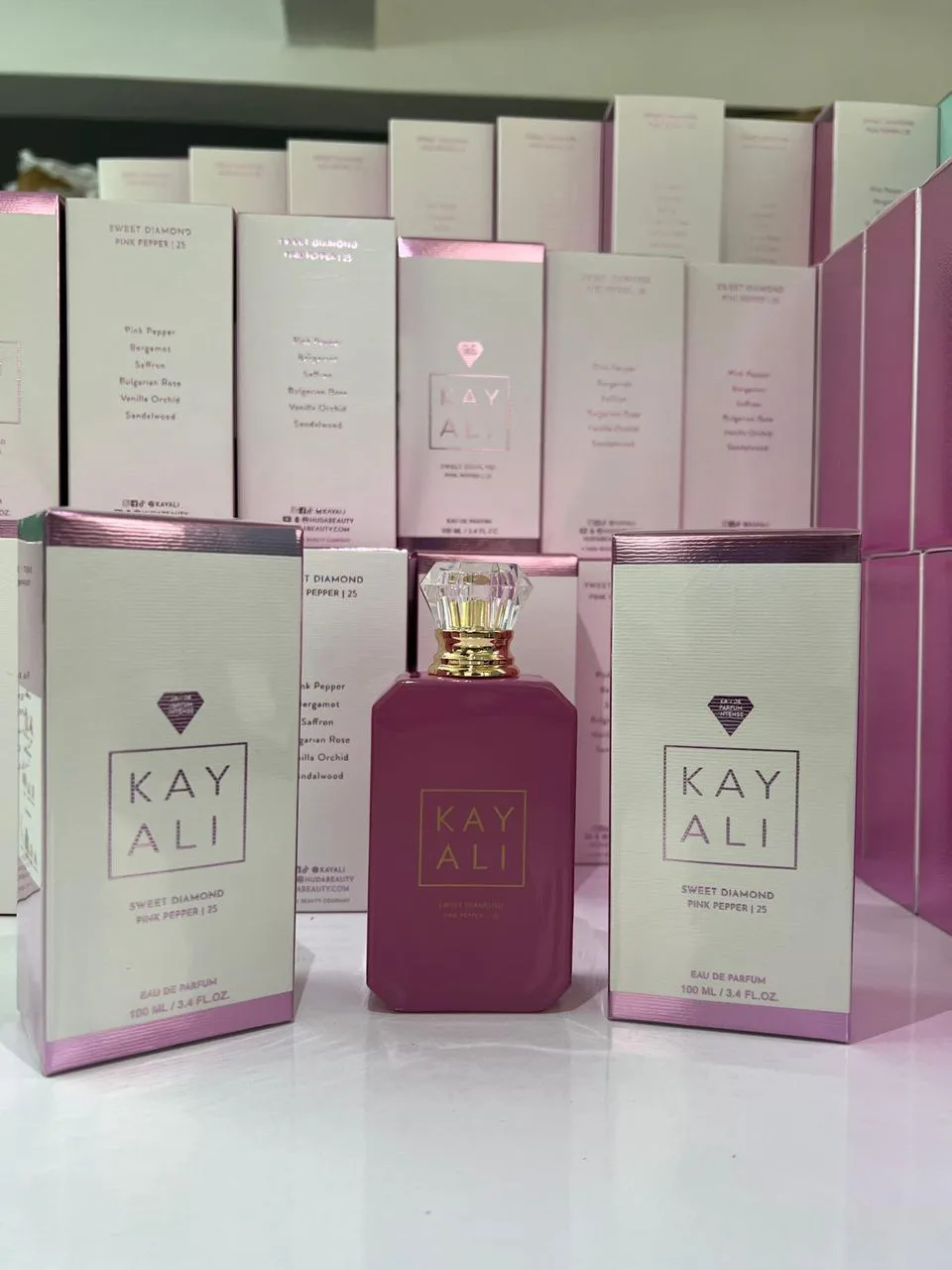 Kayali Sweet Diamond Pink Pepper 25