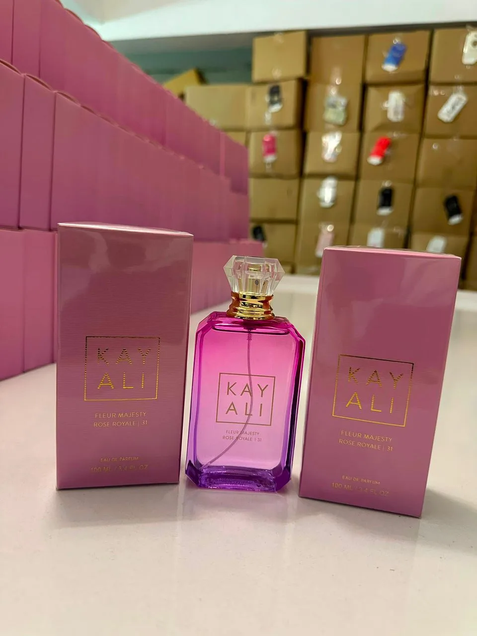 Kayali Fleur Majesty Rose Royale 31
